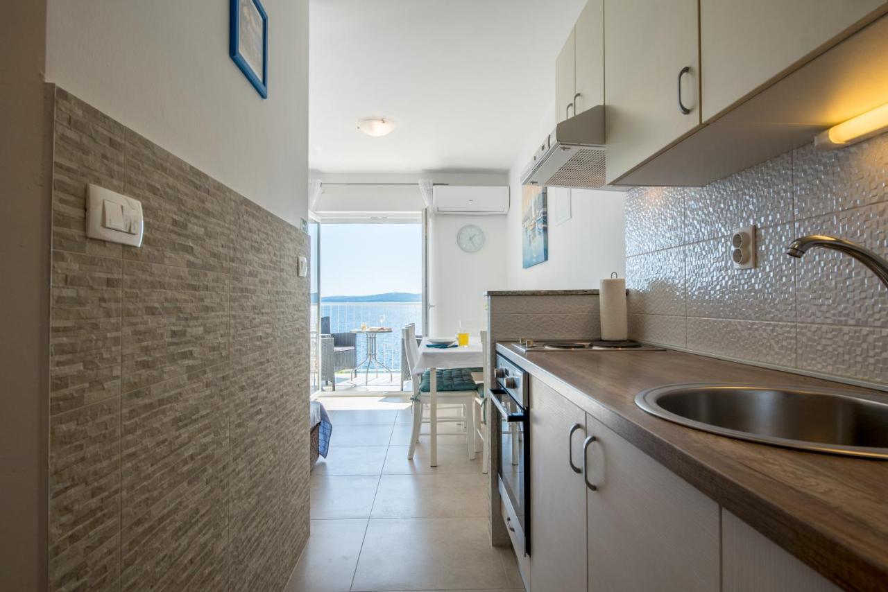 Apartments Amneris トロギール エクステリア 写真