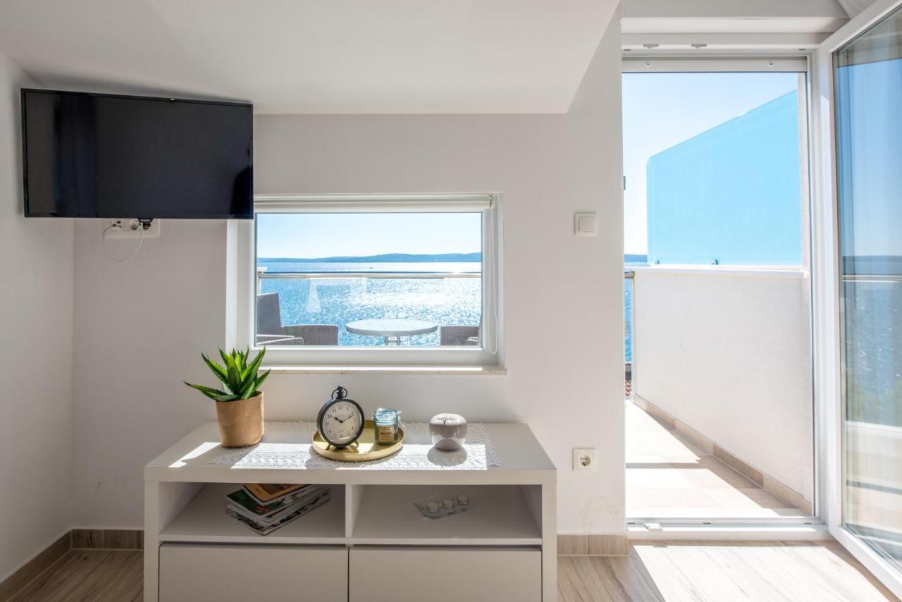 Apartments Amneris トロギール エクステリア 写真