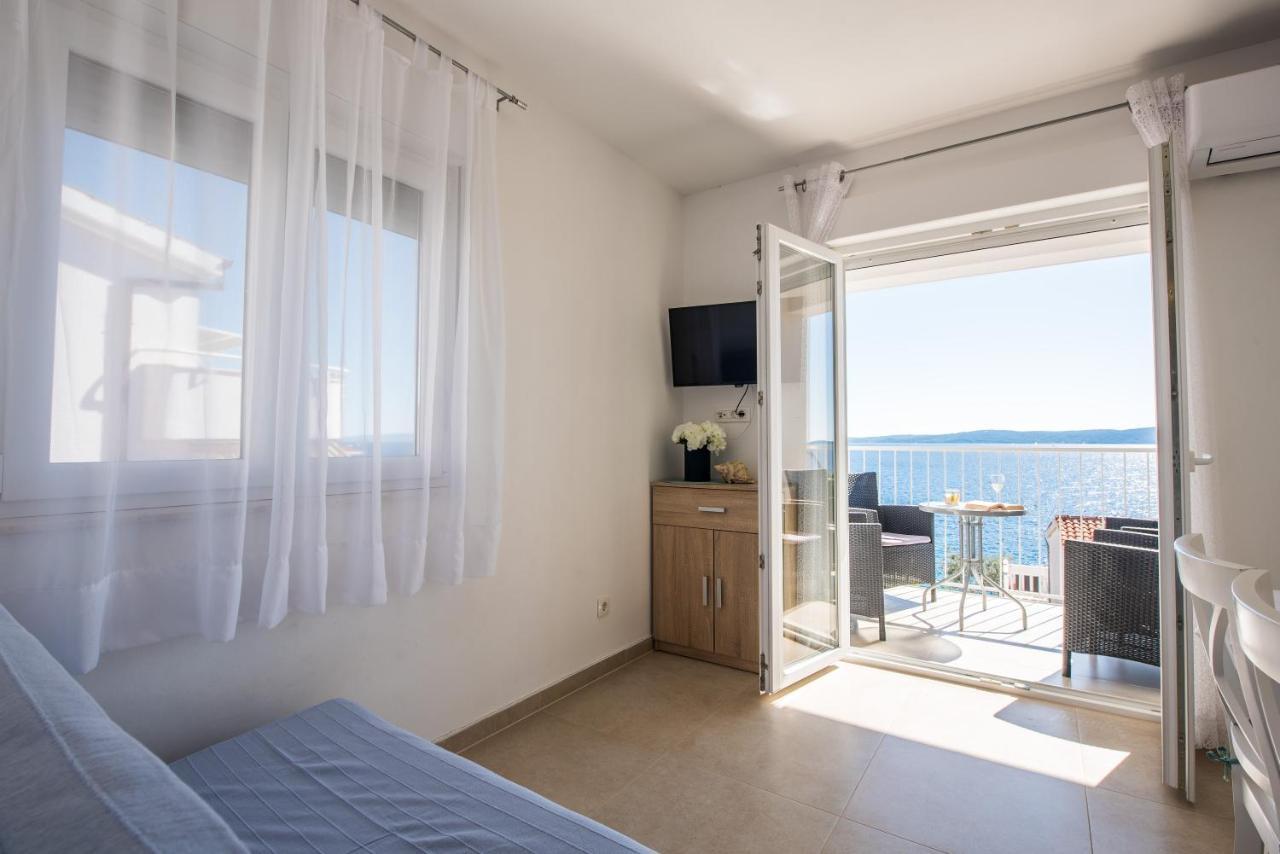 Apartments Amneris トロギール エクステリア 写真